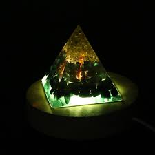 Orgonová léčivá pyramida
